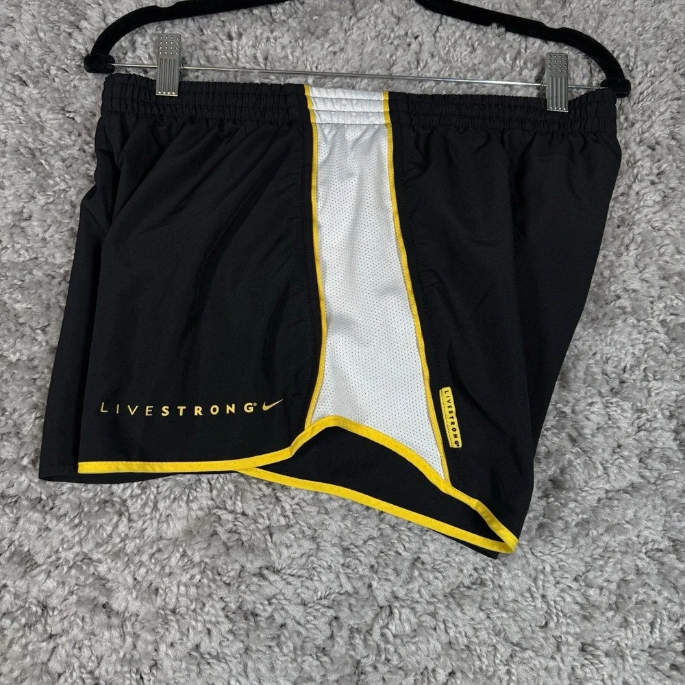 Nike Women's Tempo Shorts Livestrong Size M 467936-038 Dri-Fit Yellow Black‎